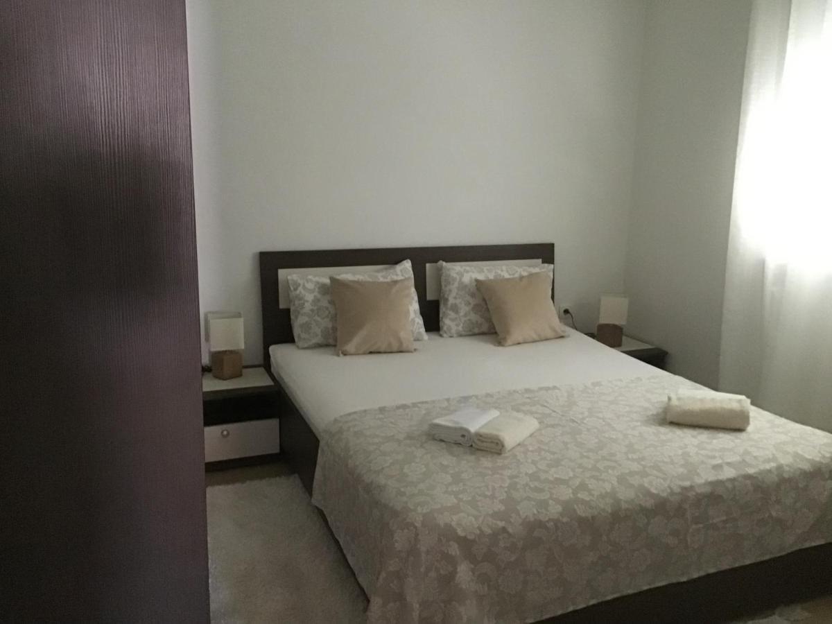 Apartmani Ruzmarin Vir Kültér fotó