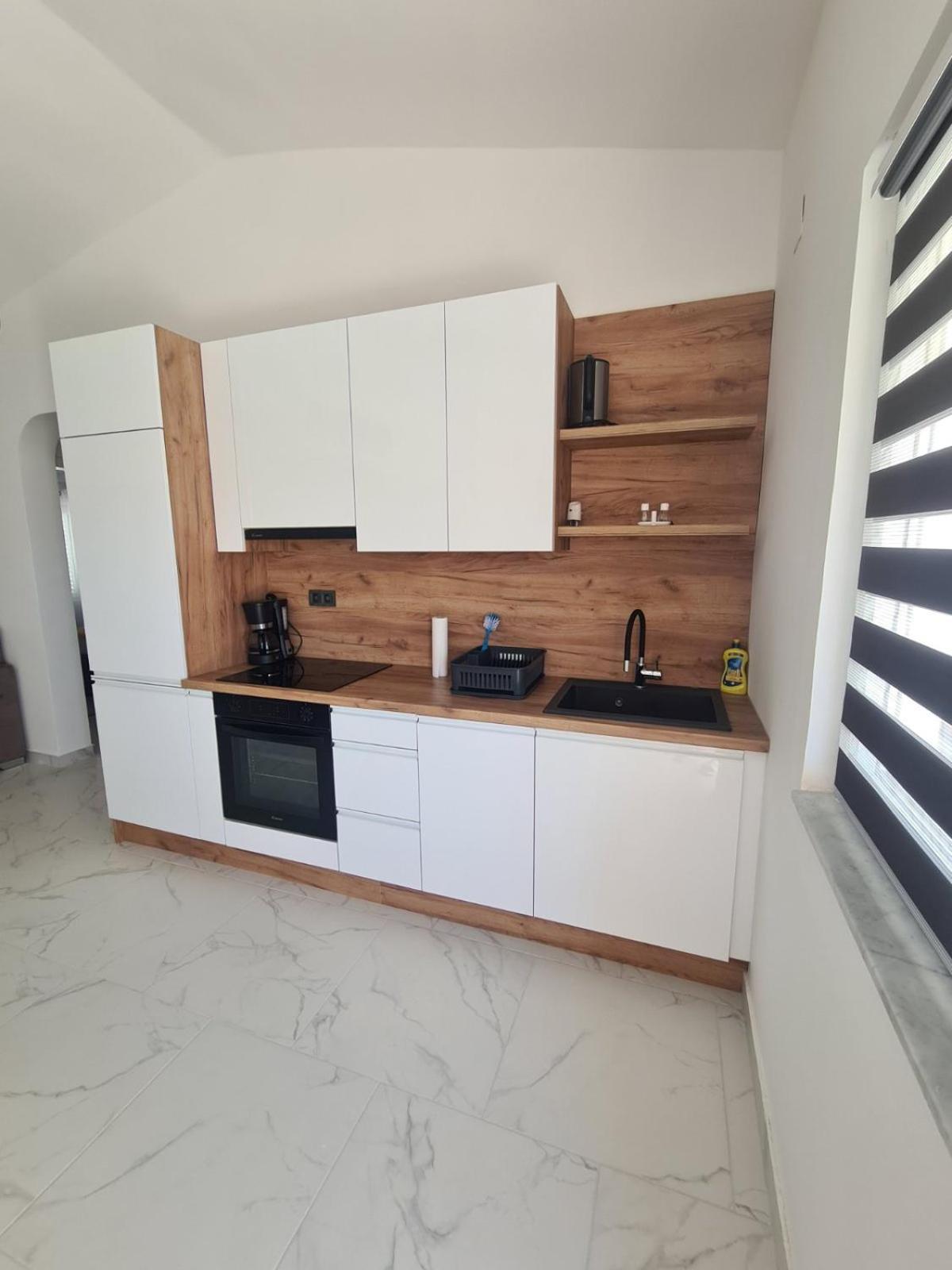 Apartmani Ruzmarin Vir Kültér fotó